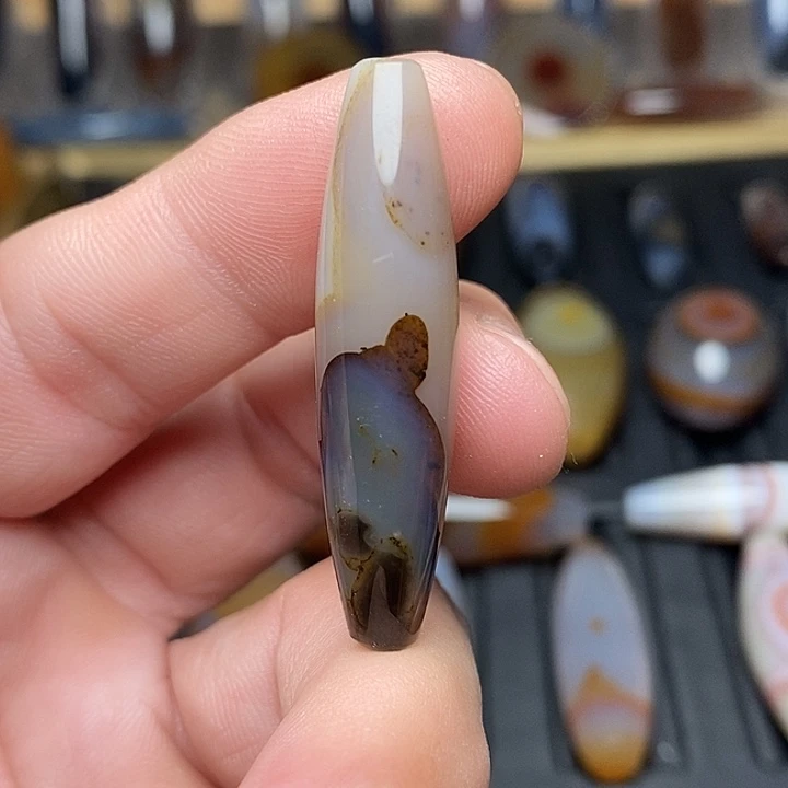 玛瑙/玉髓合金颈饰