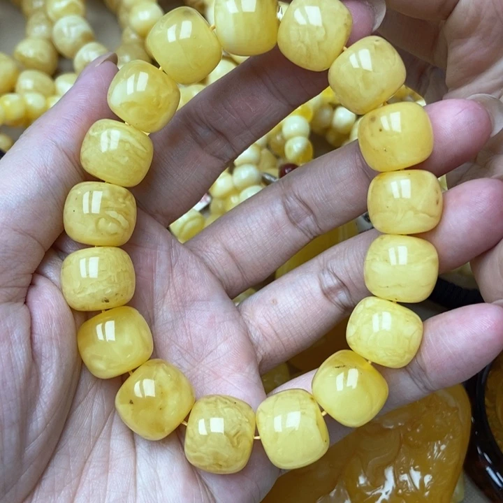 琥珀未镶嵌珠宝奇石36