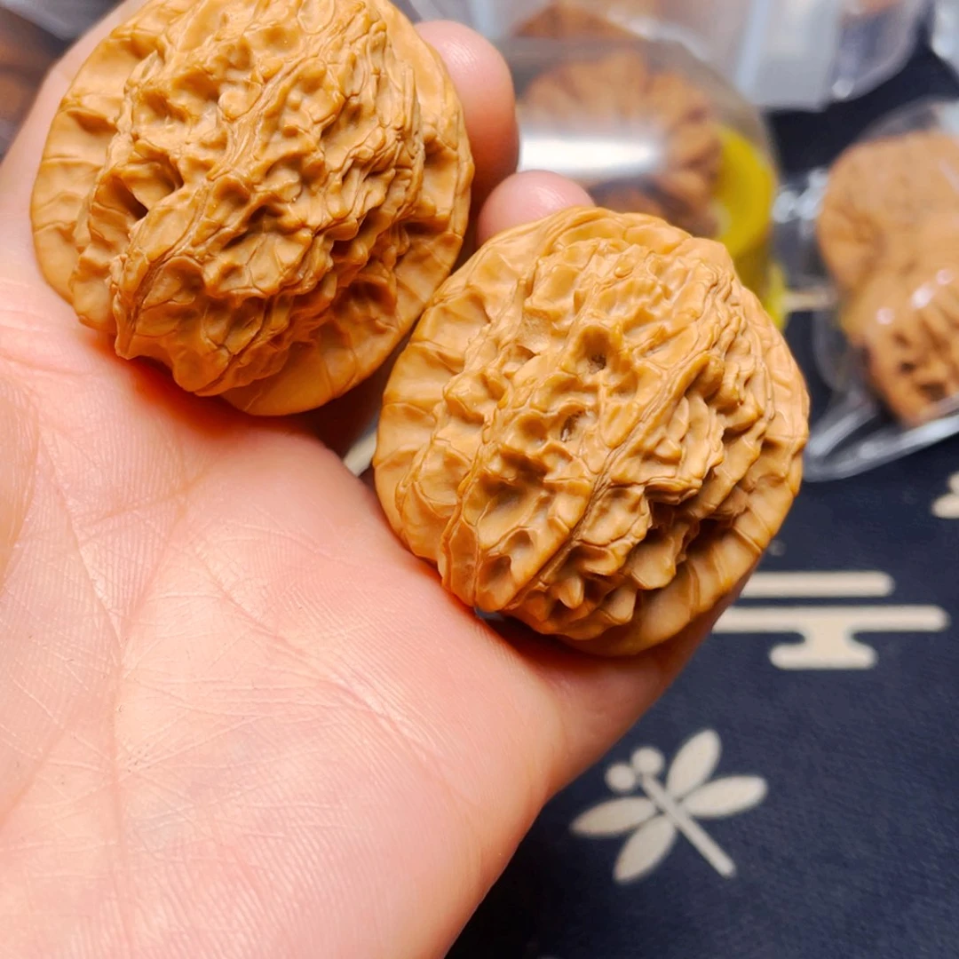 吊坠文玩核桃马老四一对