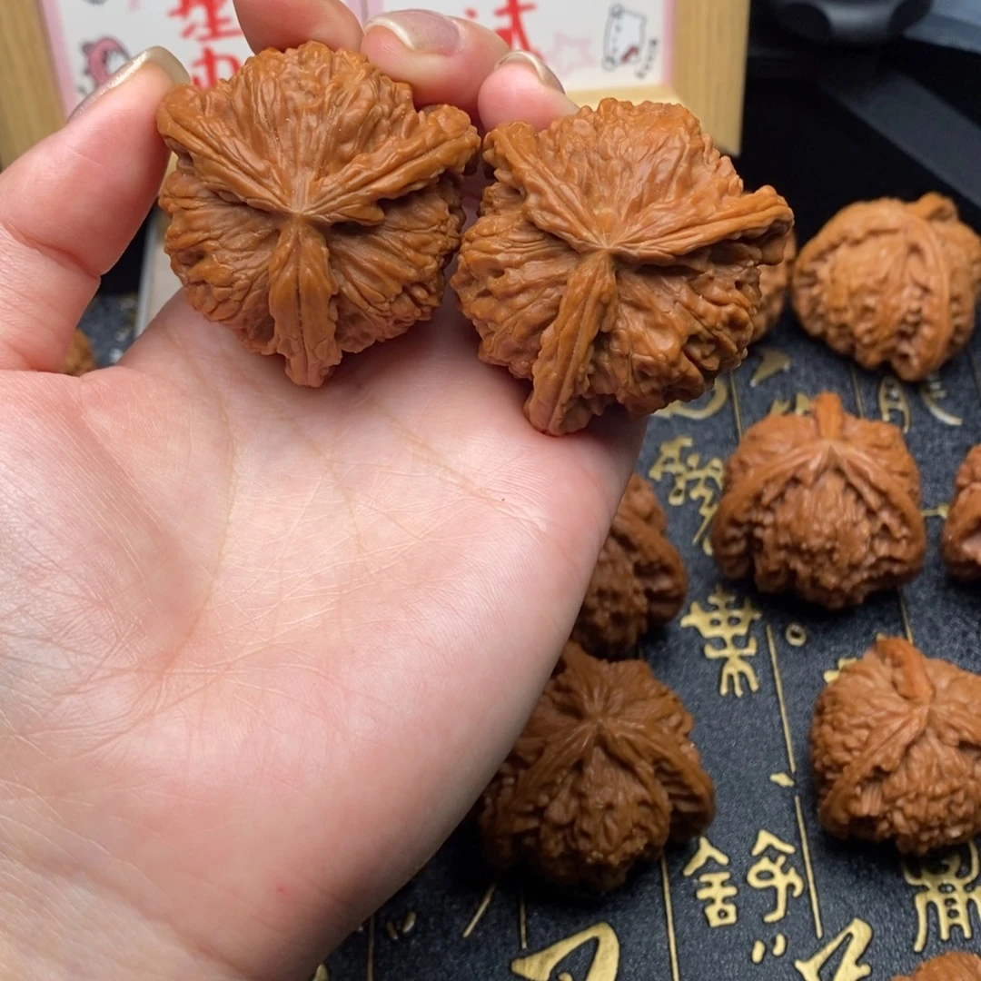 加***建文玩核桃吊坠白狮11111111