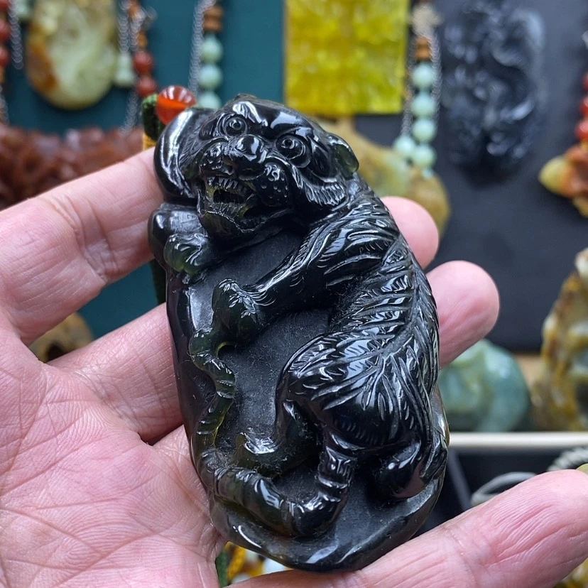【闪购商品】未镶嵌岫玉把件老虎