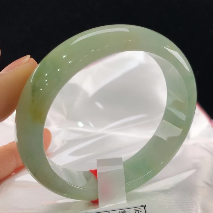 翡翠手镯未镶嵌贵妃1914