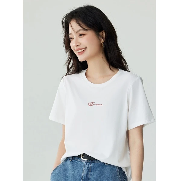 茵曼显瘦舒适圆领舒适logo绣花短袖T恤时尚百搭休闲柔软高能感