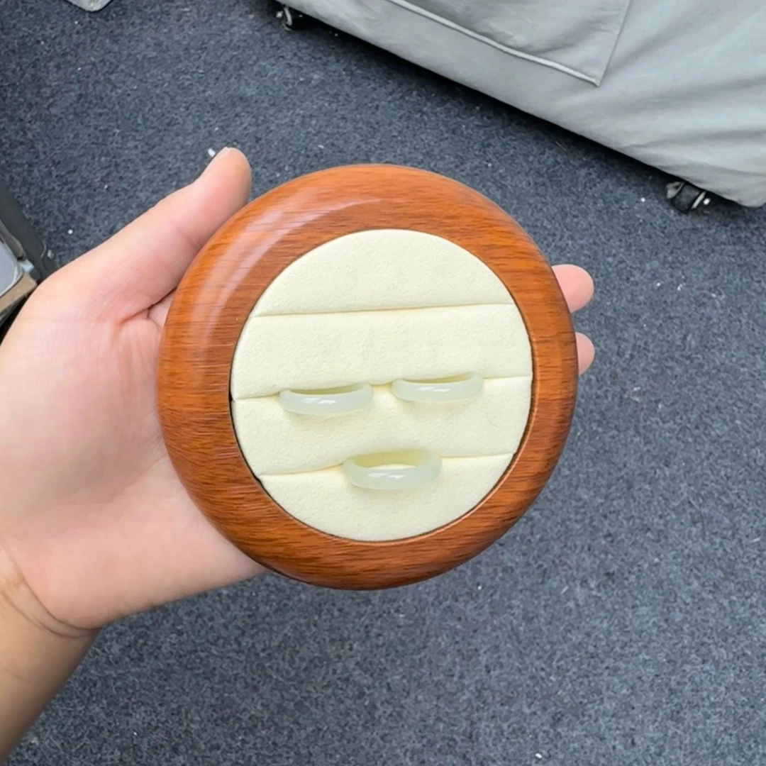 精品和田玉戒圈 多样性发  拍一发一