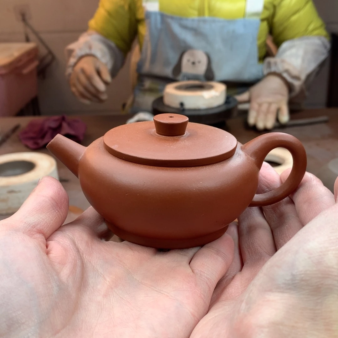 茶壶紫砂巨轮 朱泥 140cc 周宜君