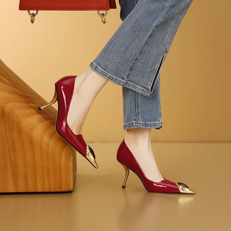 里外全皮！时尚气质红色高跟鞋2025年新款金属尖头细跟性感单鞋女