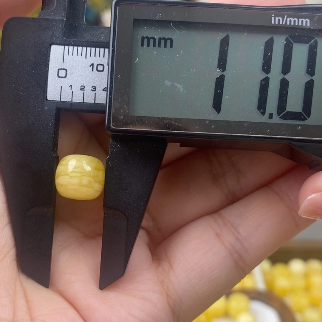 未镶嵌琥珀裸石金****?蜜蜡老型