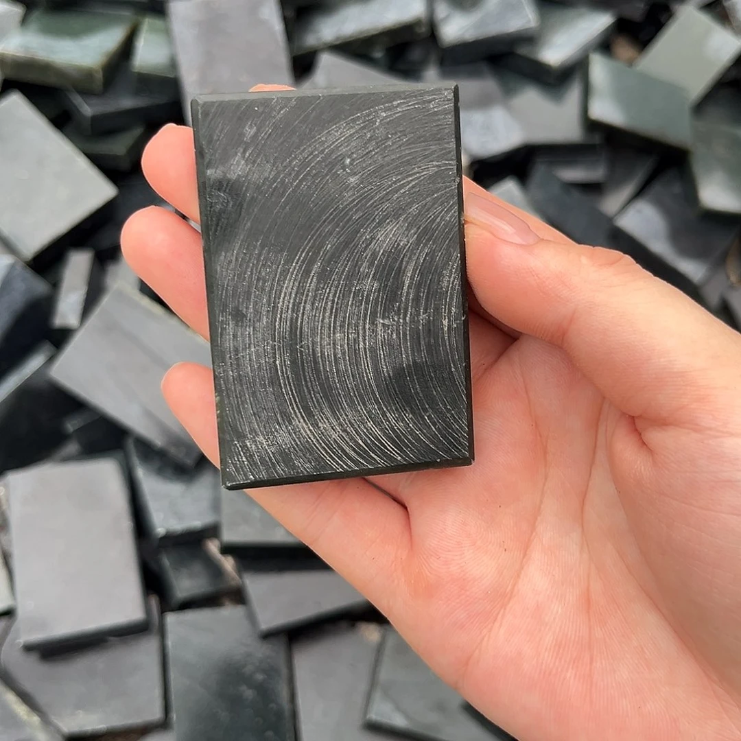 和田玉未镶嵌挂件原石461默认不打孔