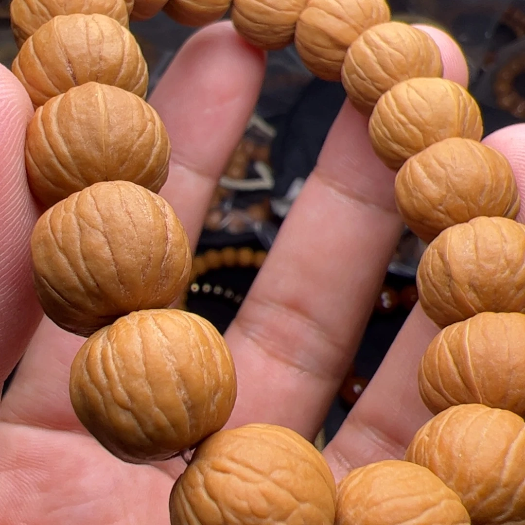 吊坠猴头核桃辛苦