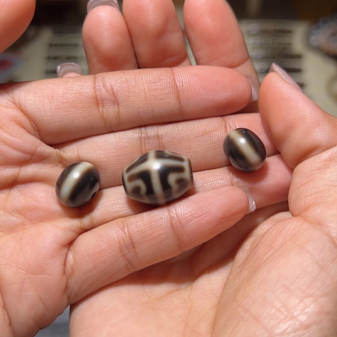 玛瑙/玉髓颈饰未镶嵌阿*