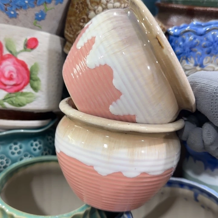 凑9块包邮，有孔，陶瓷花盆