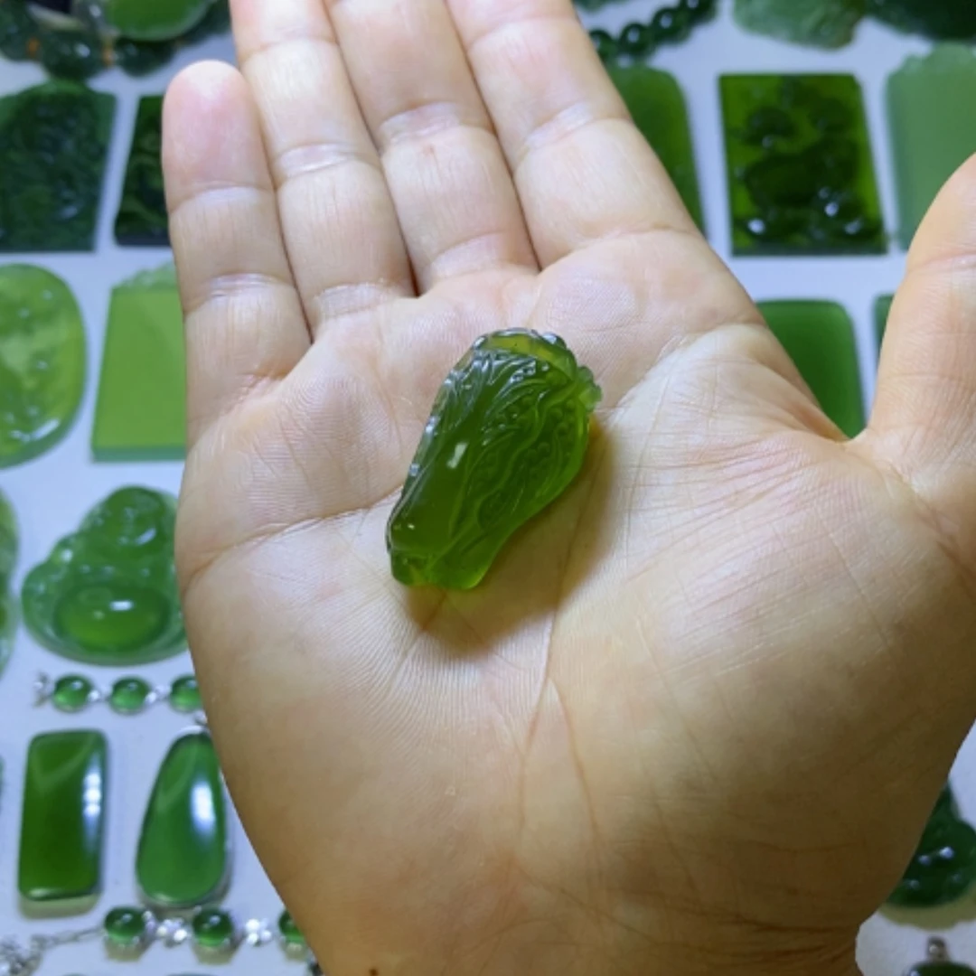 【闪购商品】未镶嵌蛇纹石玉颈饰