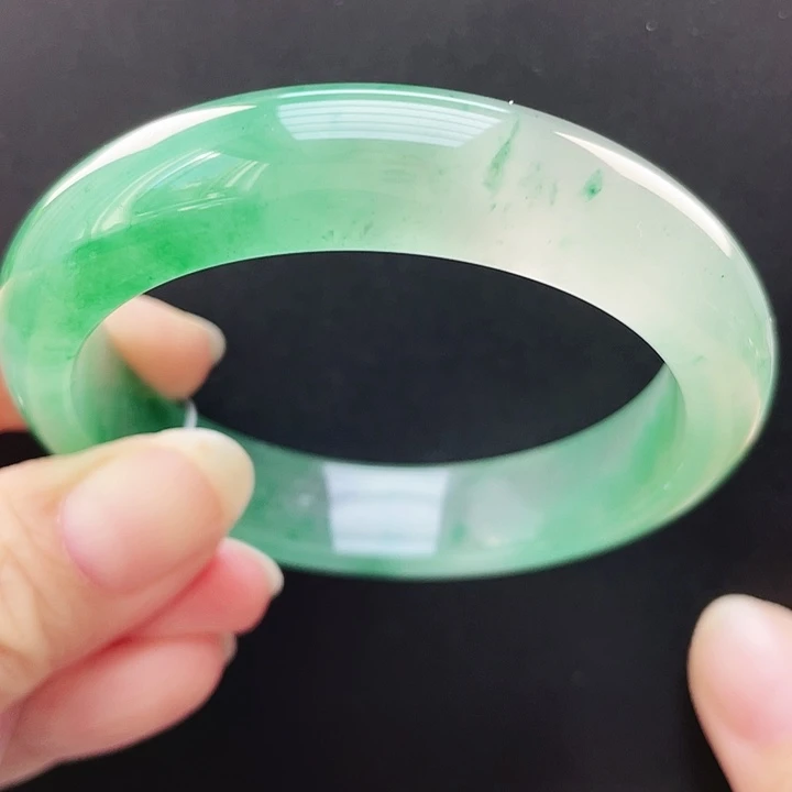 石英质玉未镶嵌手镯52 －53