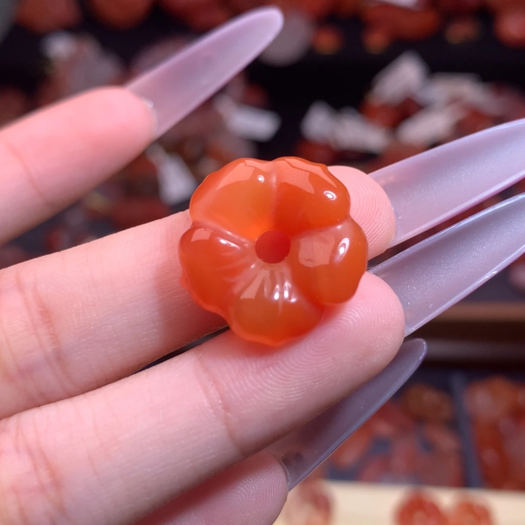 南红玛瑙未镶嵌珠宝半成品有钱花