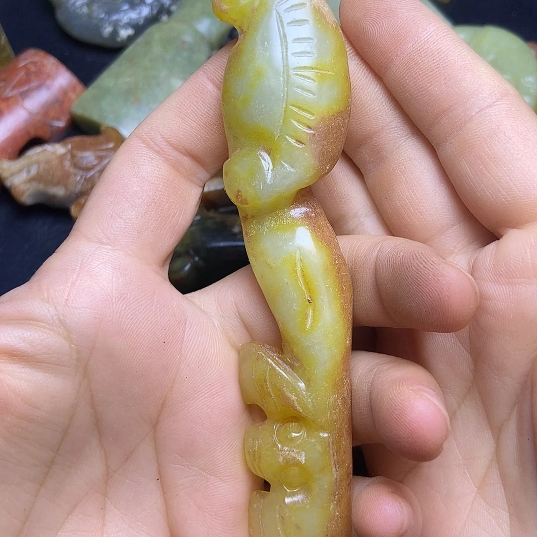 和田玉（糖玉）未镶嵌挂件