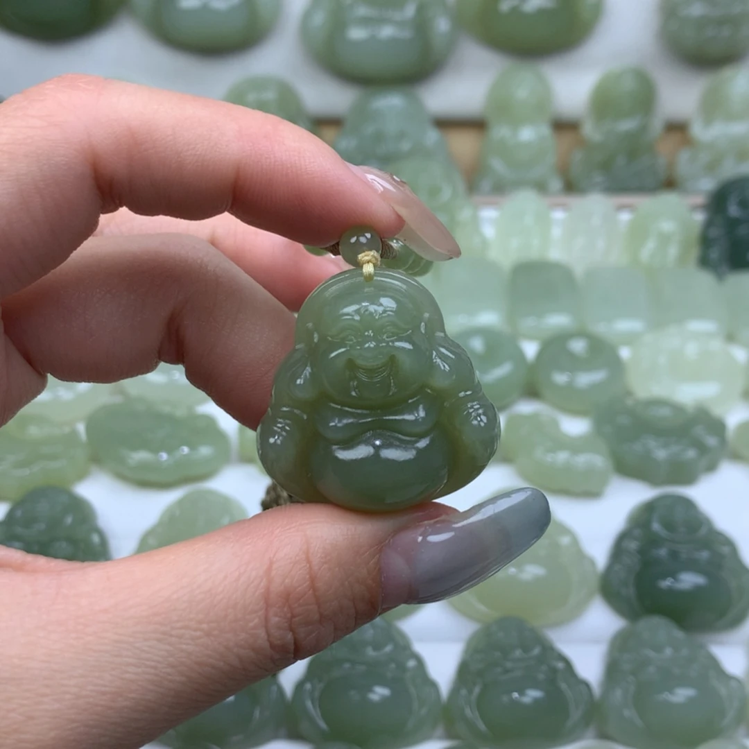 【闪购商品】颈饰未镶嵌和田玉