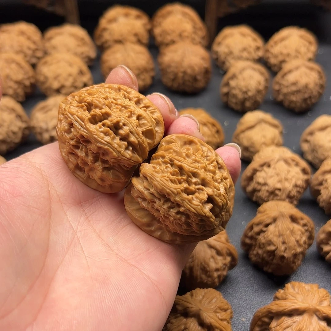 那***-吊坠桃核文玩核桃