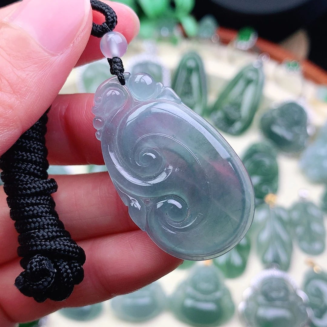 翡翠未镶嵌颈饰吊坠