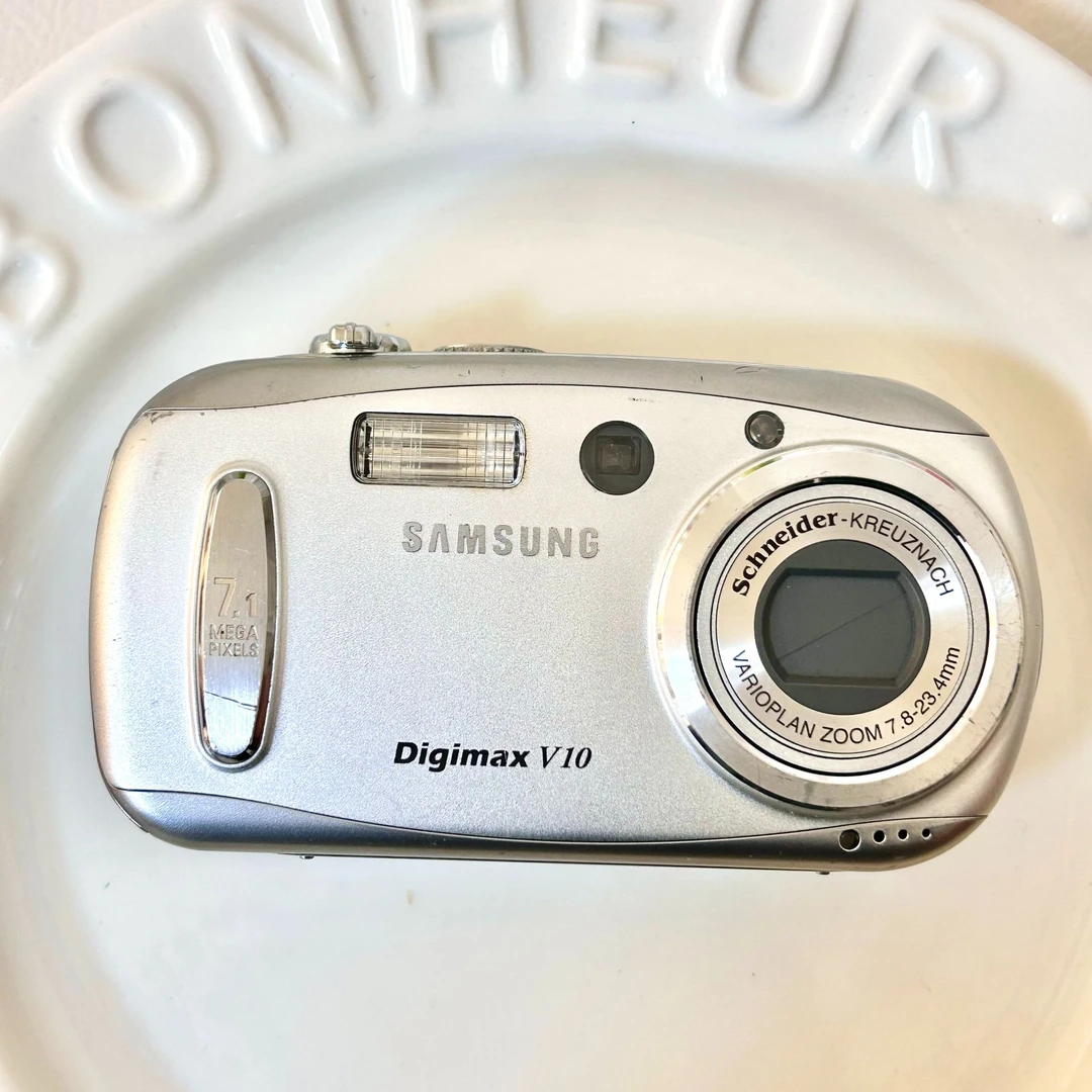 9新 Samsung/三星 V10 银色 710w像素3倍光变 冷白皮氛围感ccd