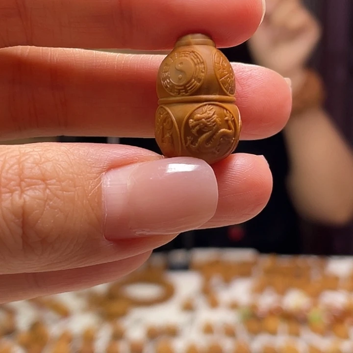 橄榄核吊坠橄榄核