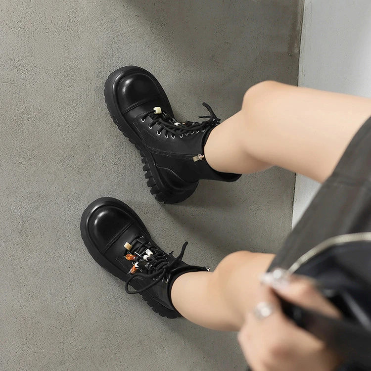 5.5cm厚底马丁靴女真皮粗跟瘦瘦靴2025新款秋冬季串珠高