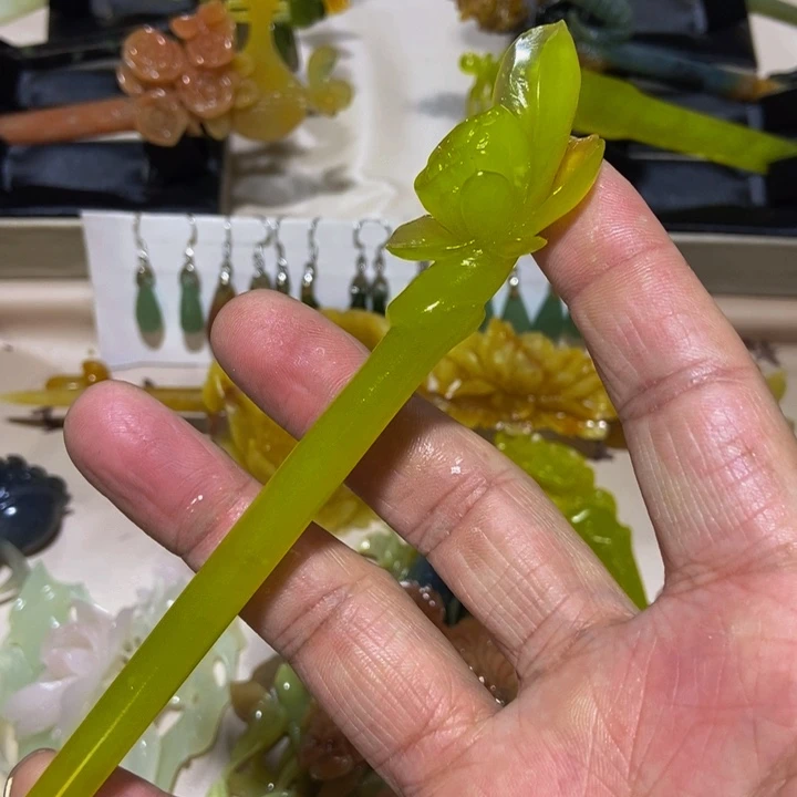 蛇纹石玉发簪未镶嵌