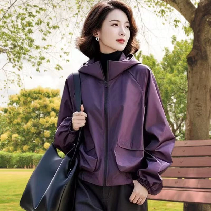 2025新款爆款早春休闲外套短款紫色春季潮百搭气质上衣女款冲锋衣