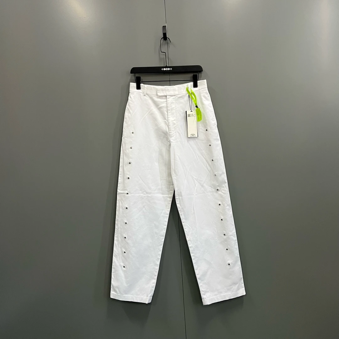 95新 BOTTEGA VENETA/葆蝶家 白色侧边铆钉长裤 44码/ jc603781