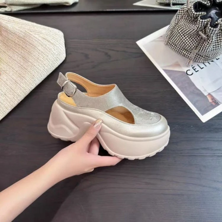 增高软底超轻豹纹休闲风超高跟纯色平跟包头镂空凉鞋欧若智性风