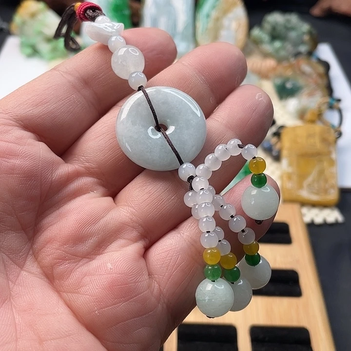 翡翠未镶嵌颈饰未镶嵌