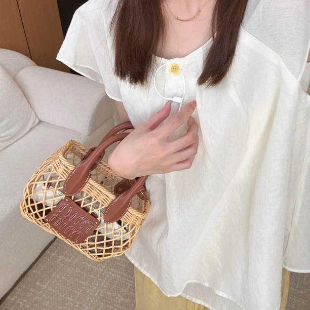 【清货款只出不进】飞袖衬衣