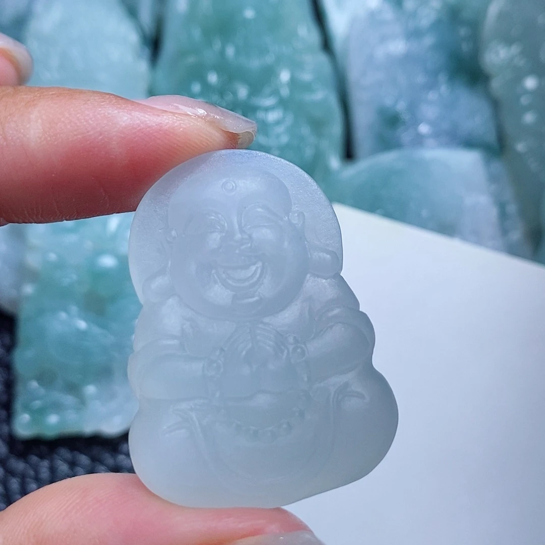 未镶嵌定制翡翠毛货付款后确认抛光