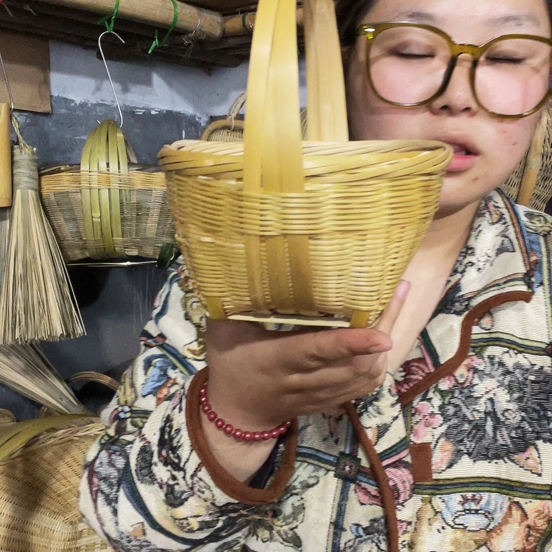 金竹小蓝色手工编织金属小篮子