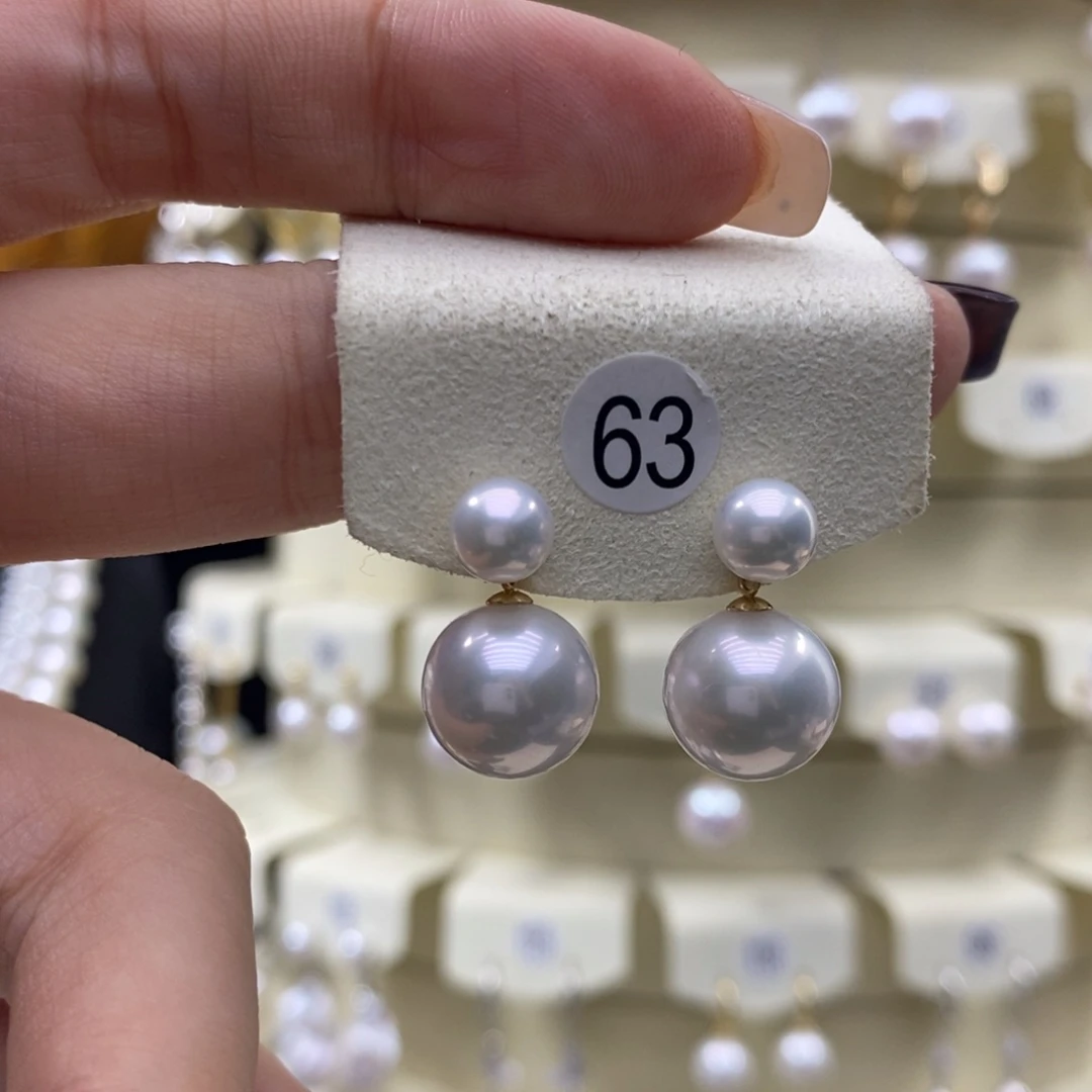 耳饰18K金镶嵌淡水珍珠