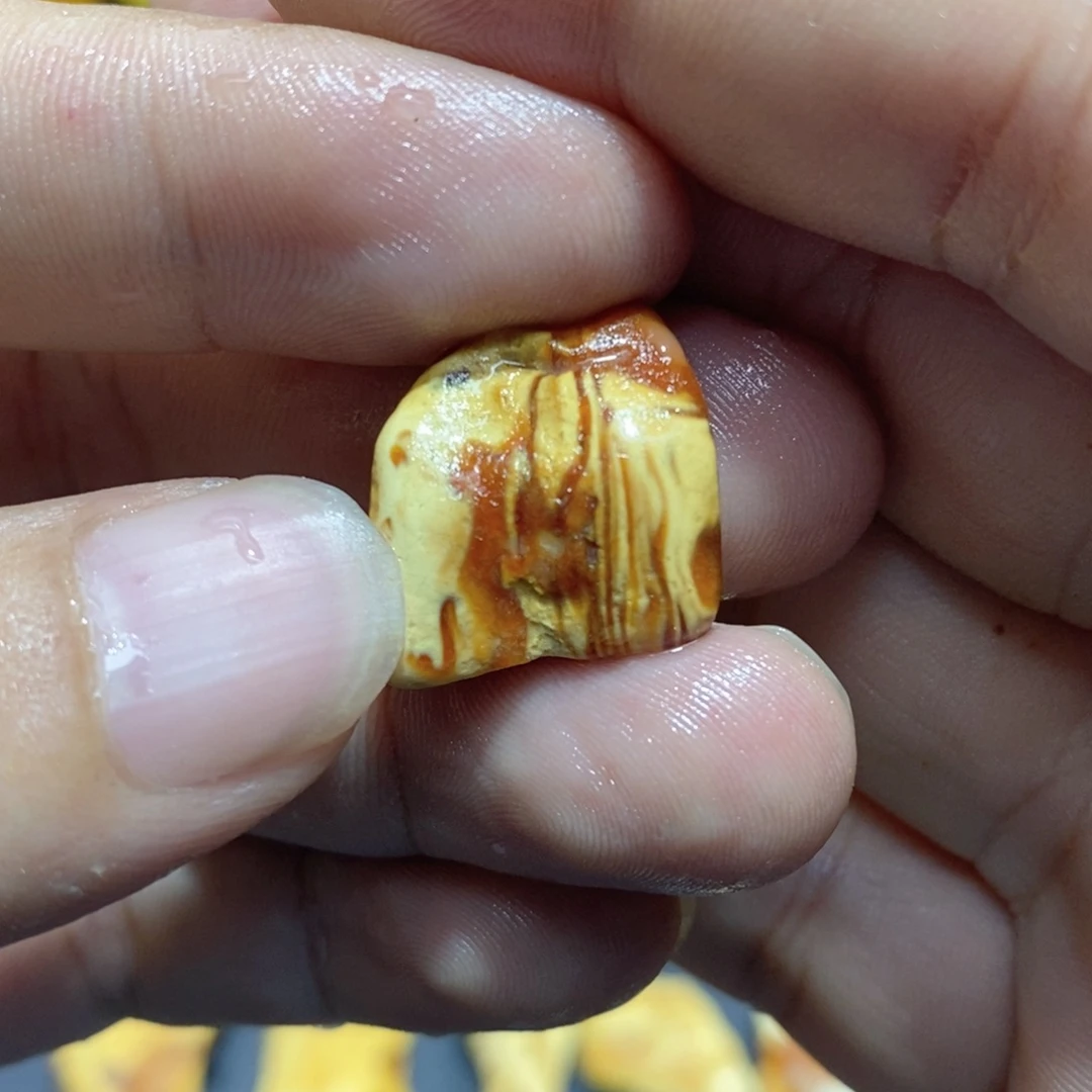定制琥珀蜜蜡原石定制