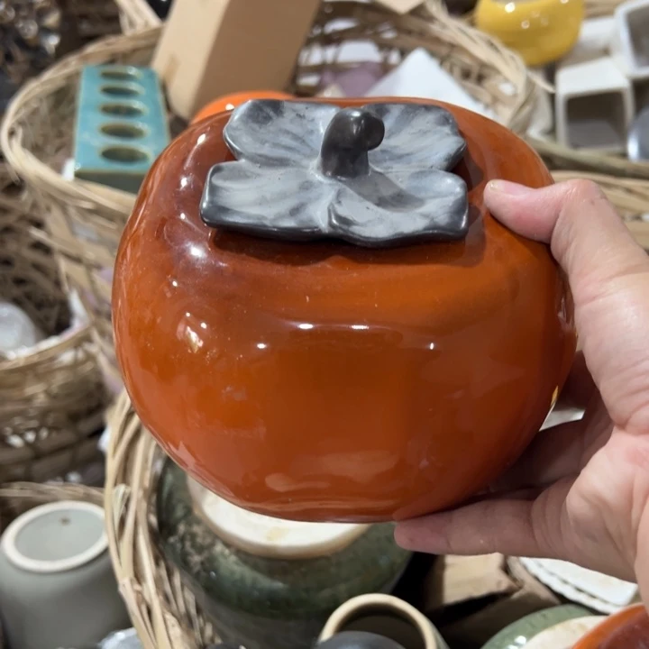 陶瓷花瓶摆件外贸出口（微瑕）高11口5公分干裂