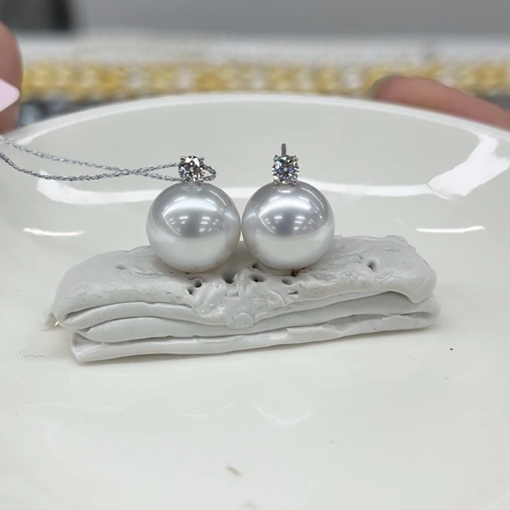 18K金镶嵌耳饰海水珍珠11-12m 113号