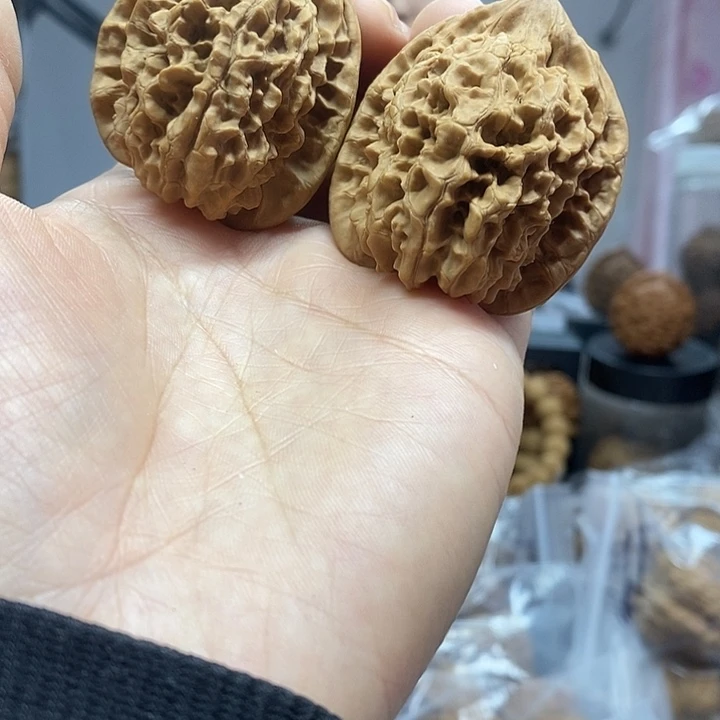 把件文玩核桃40官帽老树