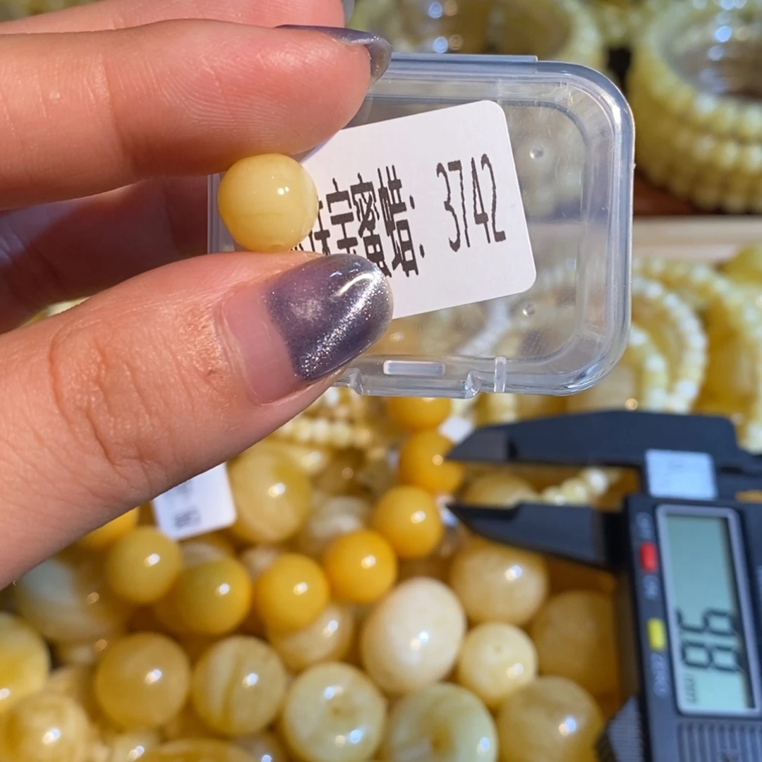 琥珀未镶嵌珠宝奇石3742