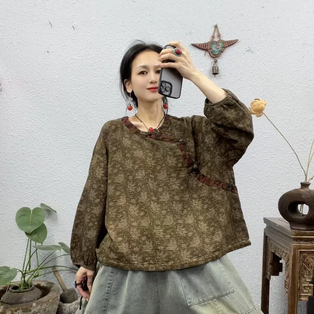2588咸菜绿脏染做旧花色右衣襟盘扣双层纱上衣（长63胸围146