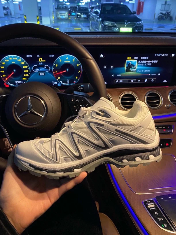 新款男女同款户外鞋薄款