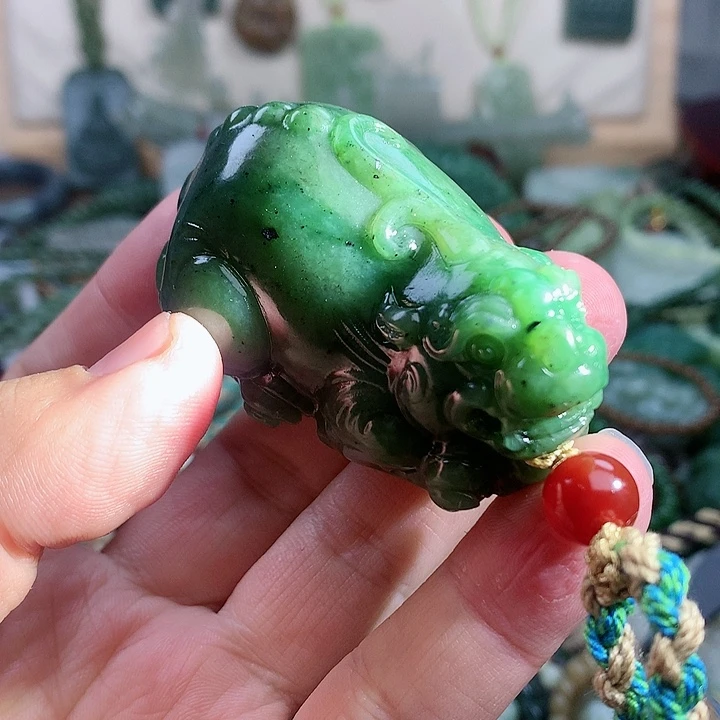 未镶嵌和田玉挂件