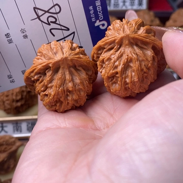 把件桃核全品三角苹果园