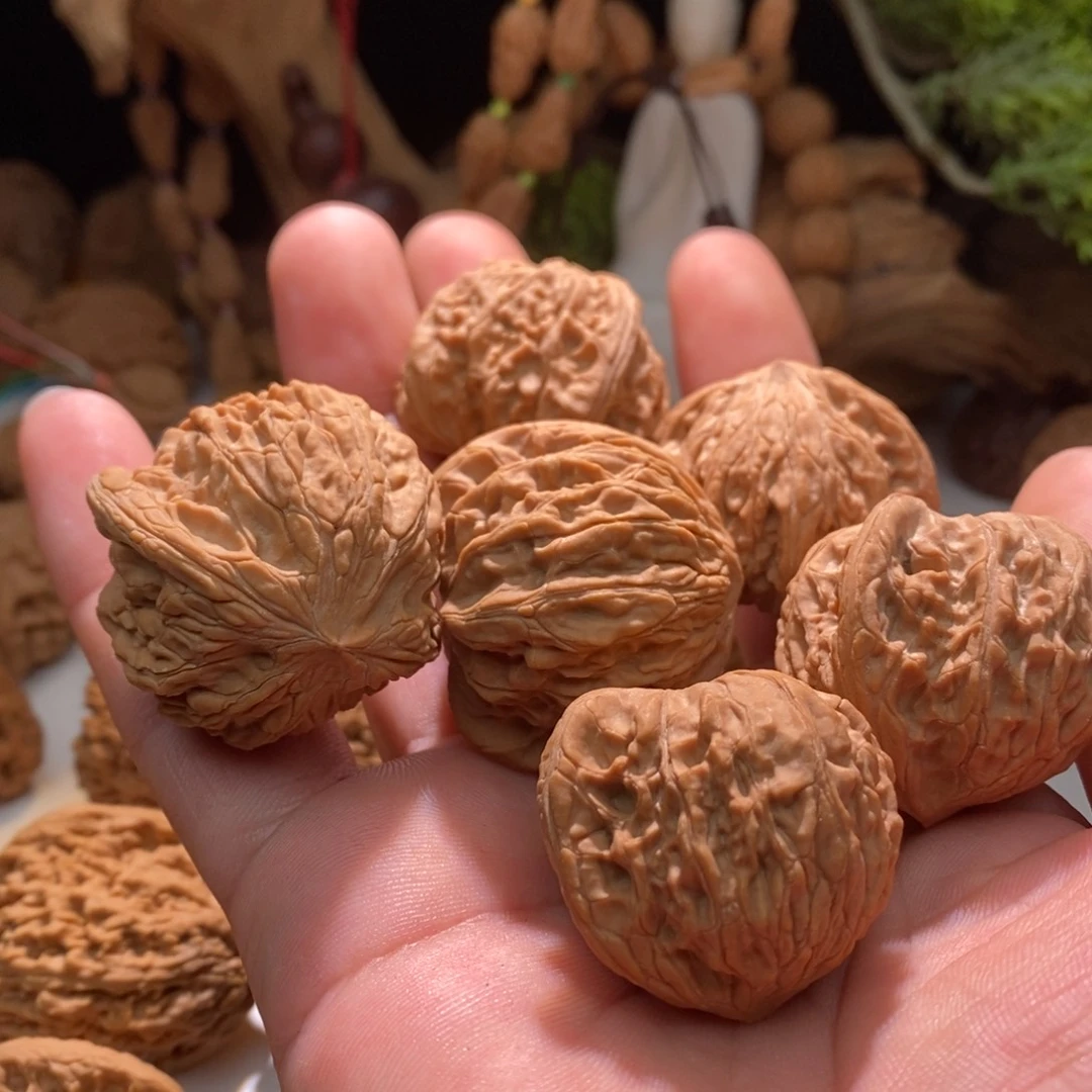 V***e文玩核桃吊坠小众3队