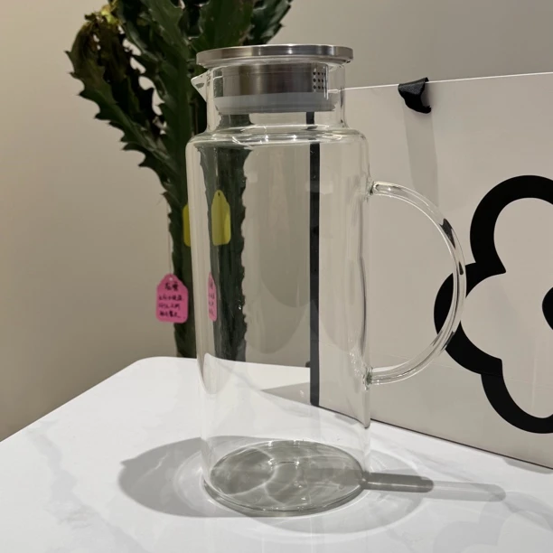 26号钢盖透明冷水壶