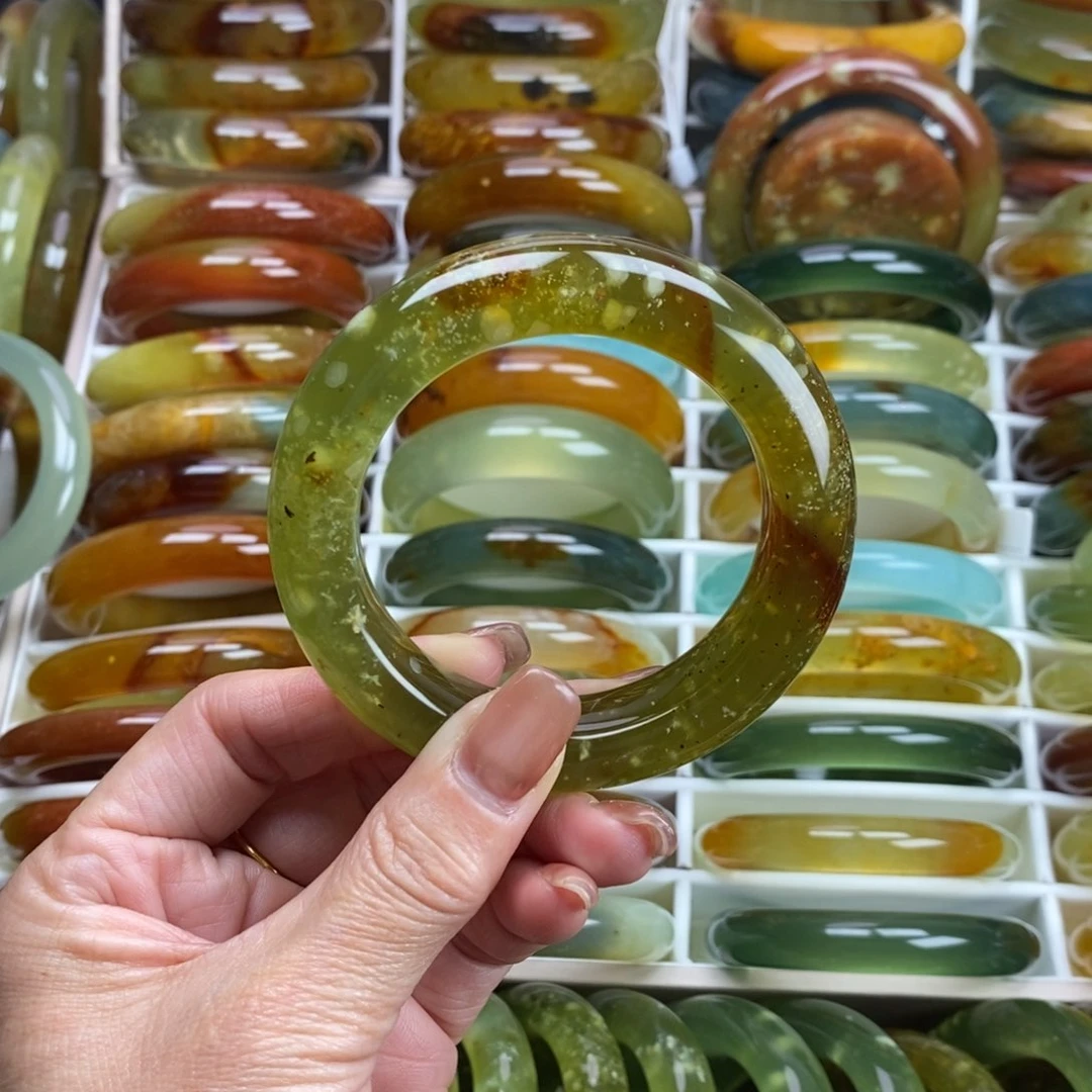 未镶嵌蛇纹石玉手镯55