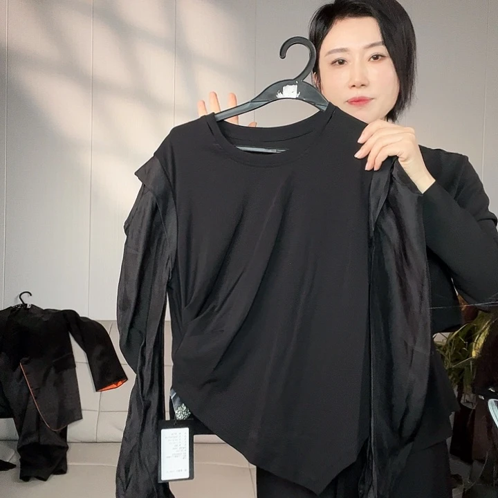 正****械黑马蓝上衣去拍去拍