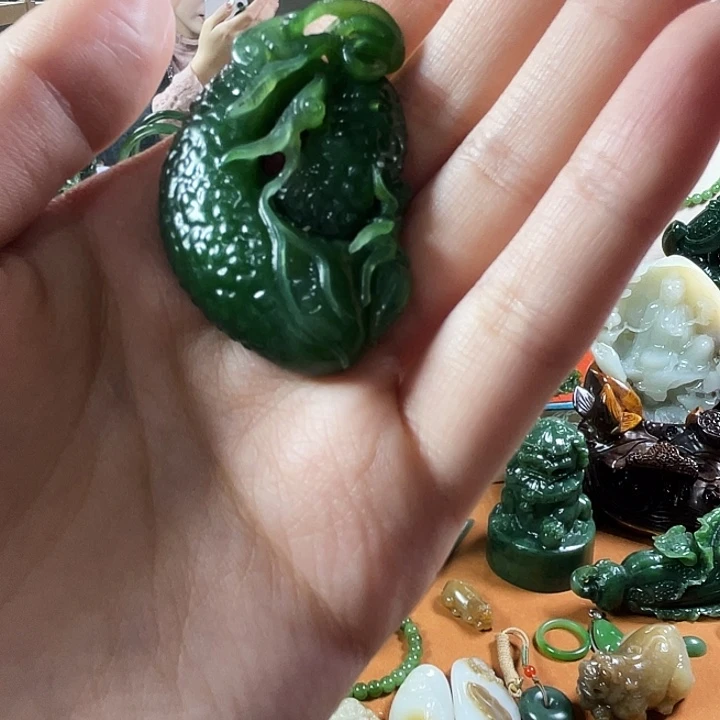 和田玉（碧玉）未镶嵌挂件
