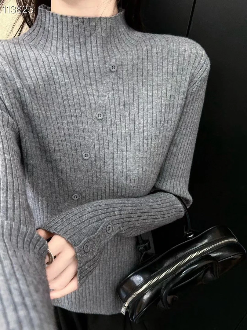 厚款通勤风常规毛针织衫冬季常规款长袖圆领纯色网红洋气修身加厚
