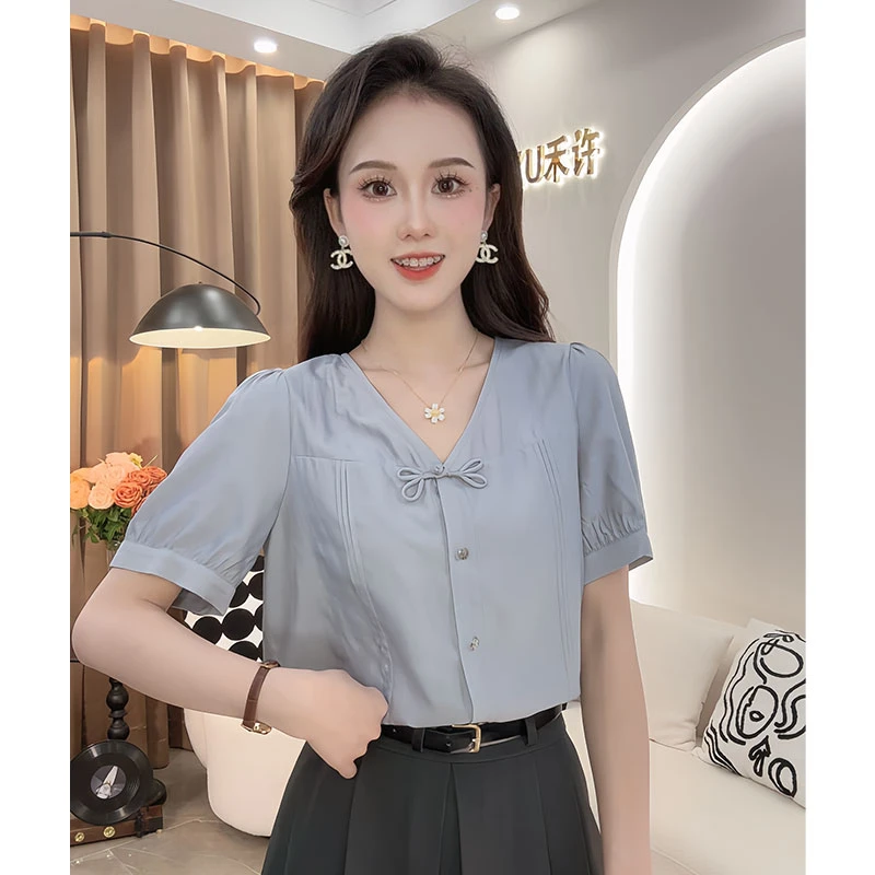 法式时尚气质盘扣短袖衬衫女2024夏季新款百搭减龄显瘦泡泡袖上衣